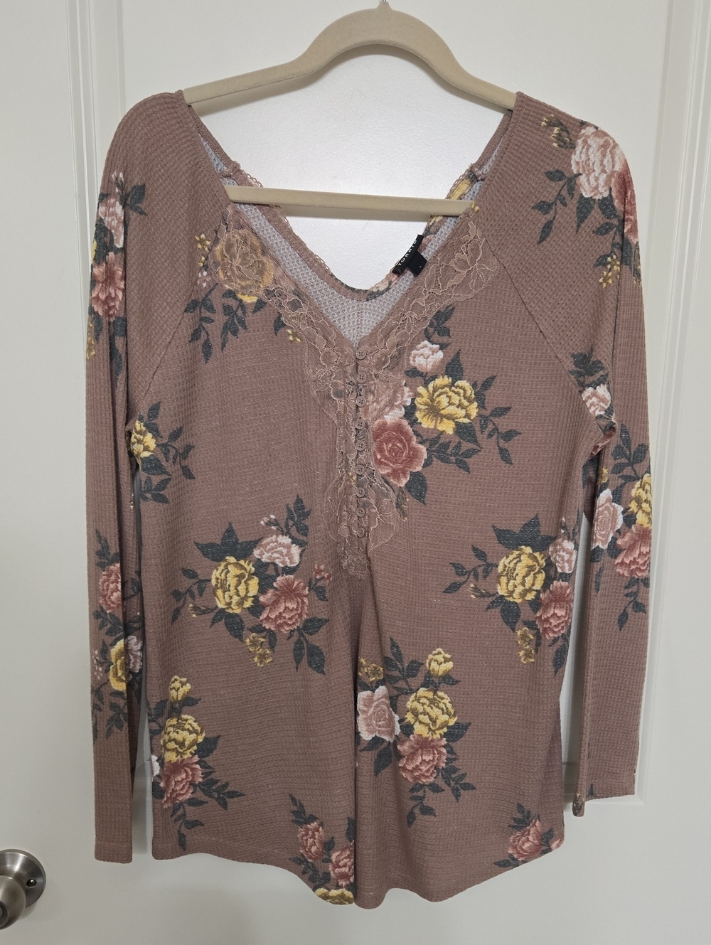 torrid Mauve Pink Floral Lace-Trim Long Sleeve Top